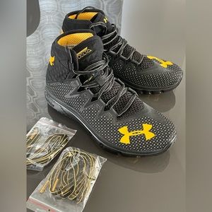 Under Armour Project Rock Delta Charcoal - size 7. Never used